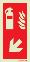 Brannslokker skilt med pil skrå | Skilt i henhold til NS ISO 7010